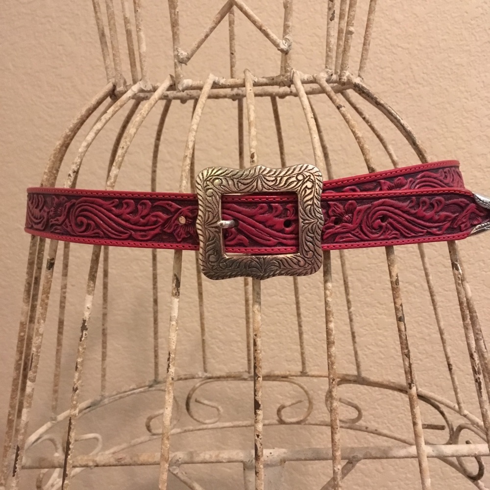 Vintage Justin Women’s Leather Belt size 32